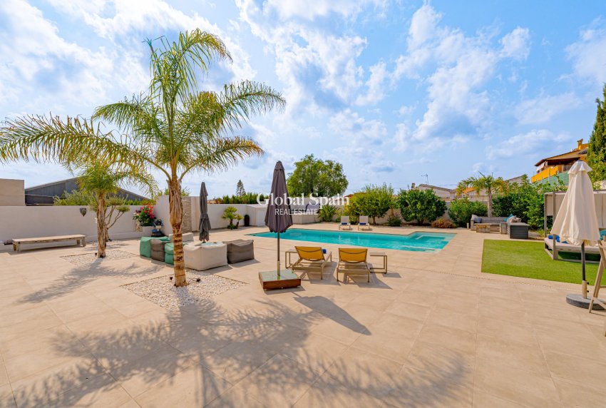 Wiederverkauf - VILLA -
SAN FULGENCIO - San Fulgencio