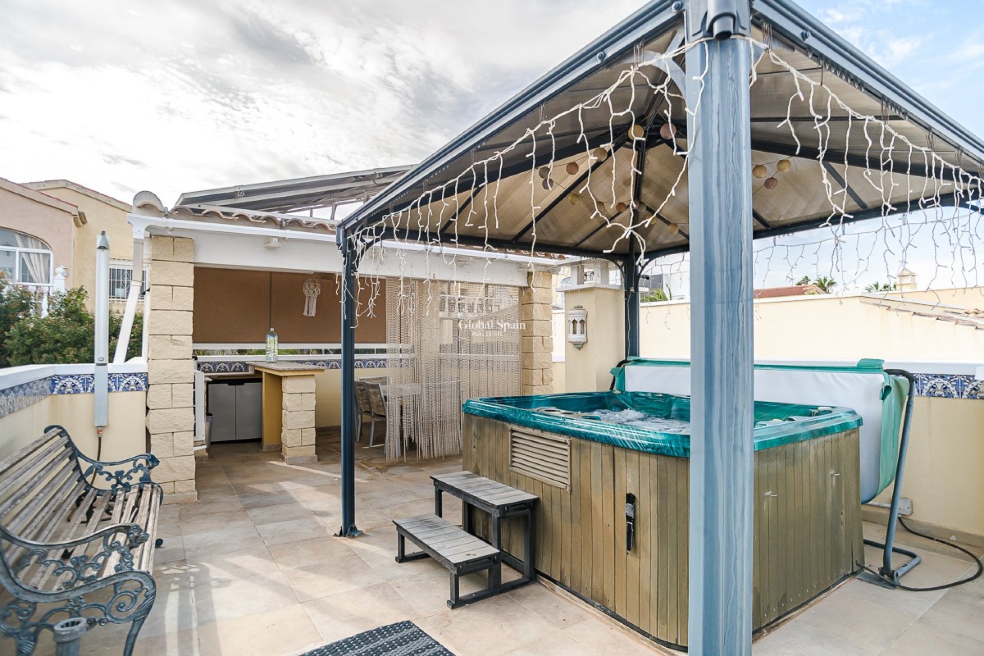 Wiederverkauf - VILLA -
SAN FULGENCIO - urb.la marina