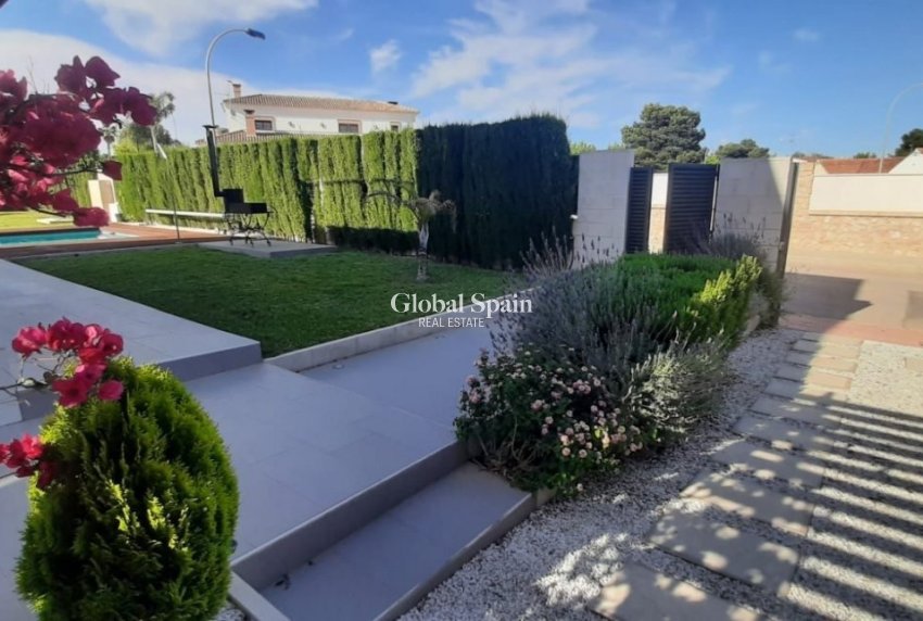 Wiederverkauf - VILLA -
SAN JAVIER - La Ribera