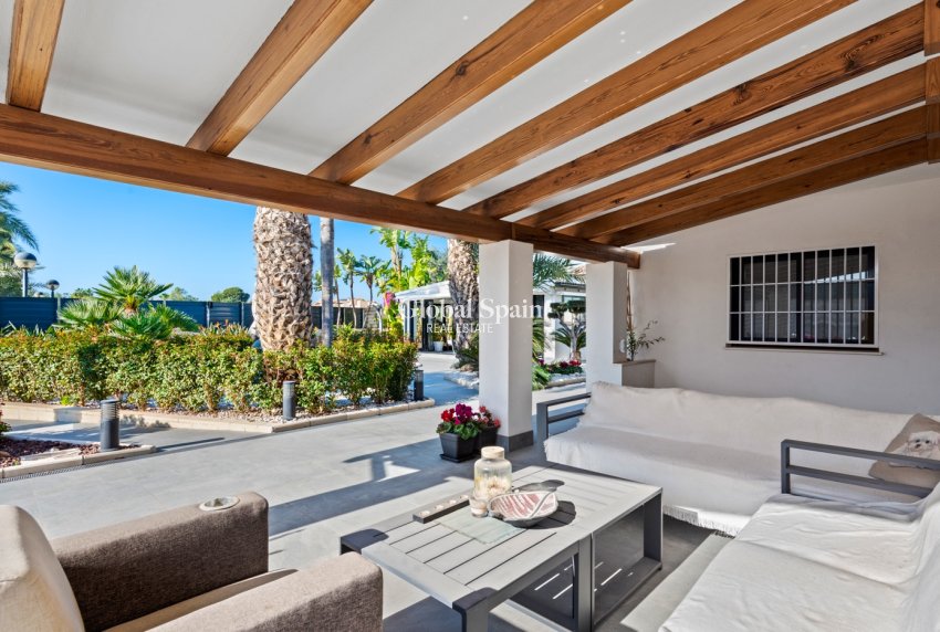 Wiederverkauf - Villa -
SAN JUAN DE ALICANTE - Frank Espinós