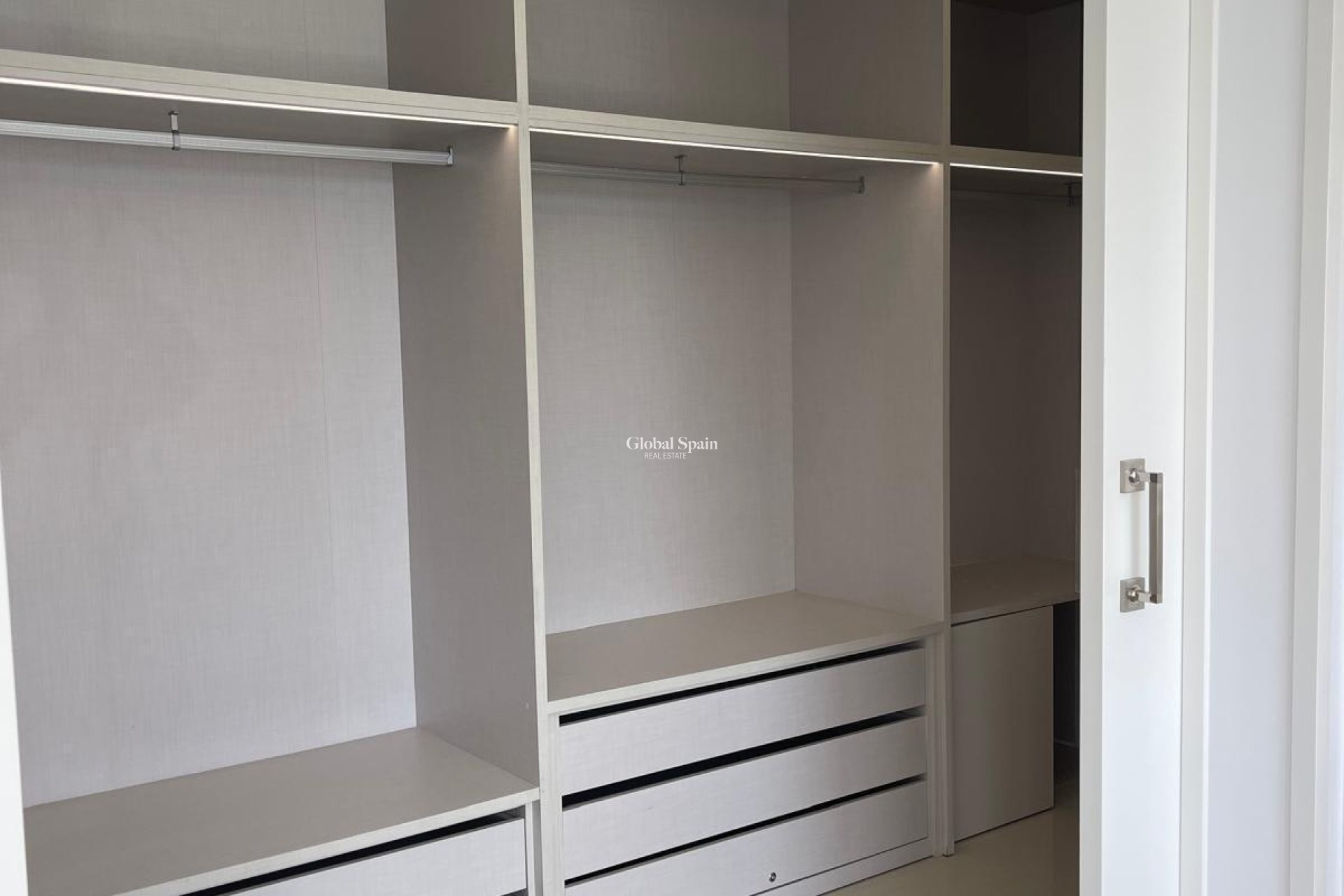 Wiederverkauf - VILLA -
SAN MIGUEL DE SALINAS - Altos De San Miguel