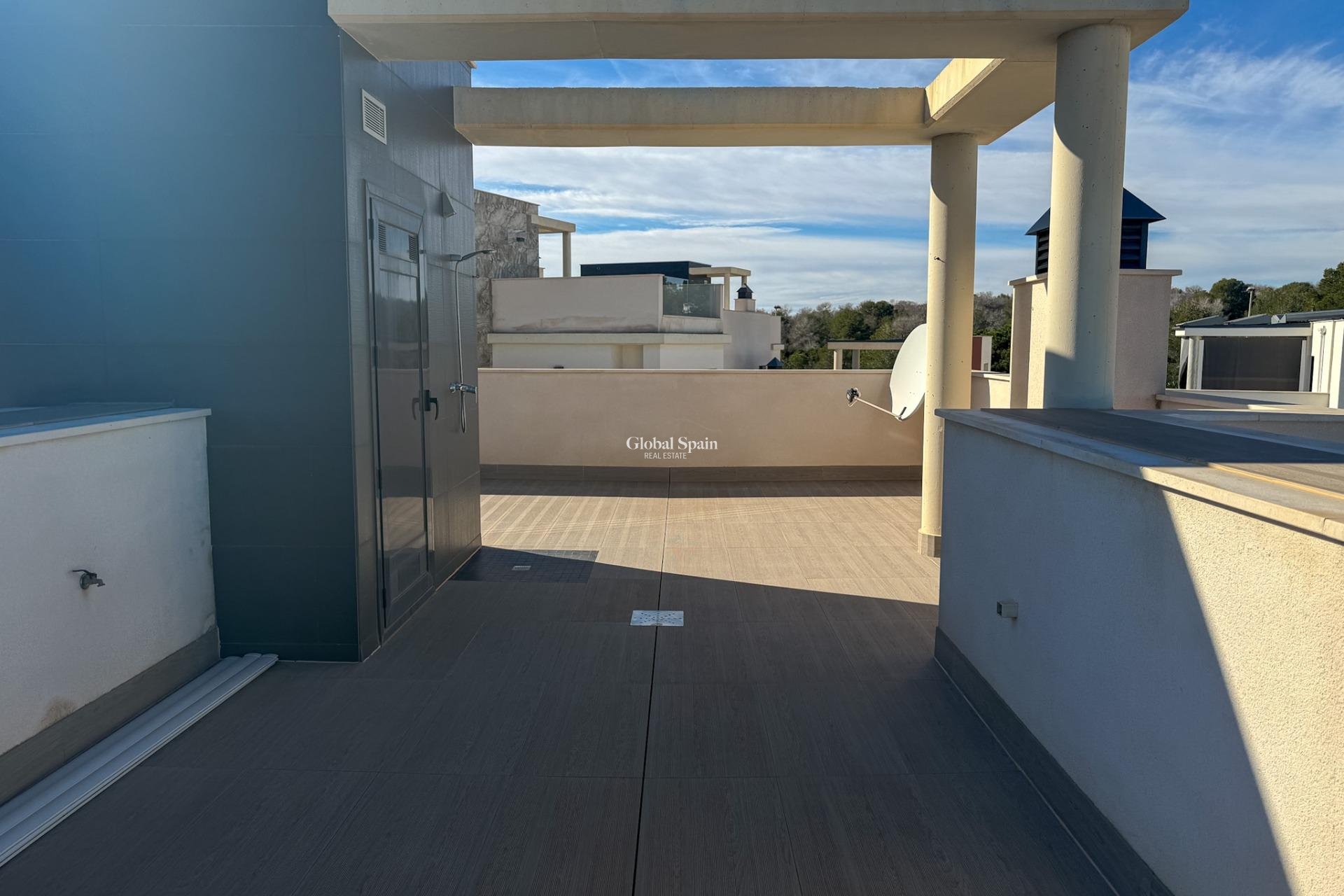 Wiederverkauf - VILLA -
SAN MIGUEL DE SALINAS - Bellavista