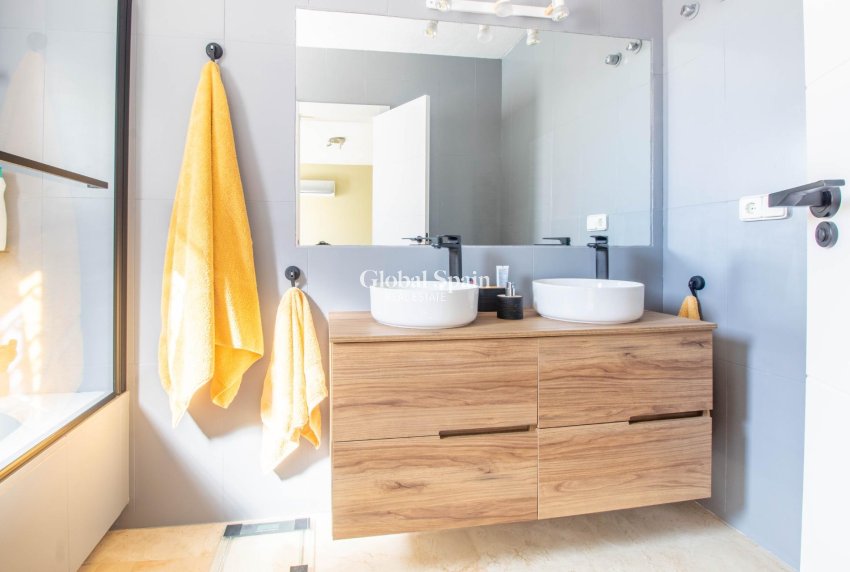 Wiederverkauf - VILLA -
SAN MIGUEL DE SALINAS - Blue Lagoon - El Galan