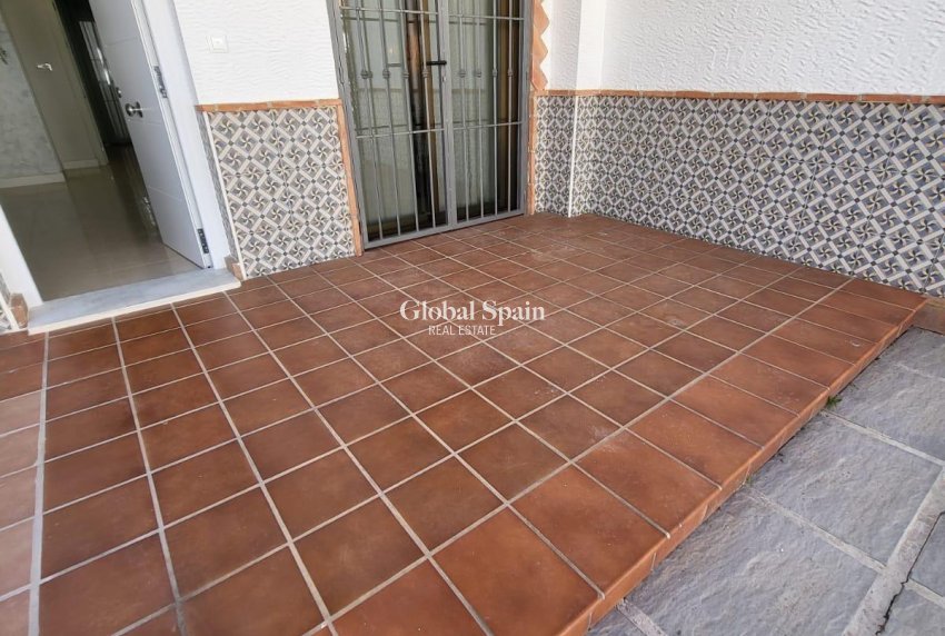 Wiederverkauf - VILLA -
SAN MIGUEL DE SALINAS - Cerro del Sol