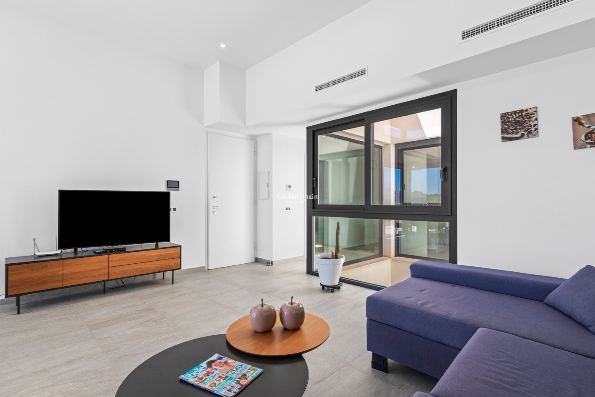 Wiederverkauf - VILLA -
SAN MIGUEL DE SALINAS - Costa Blanca South