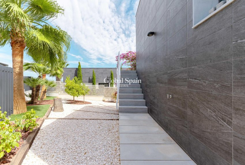 Wiederverkauf - Villa -
SAN MIGUEL DE SALINAS - Costa blanca sur