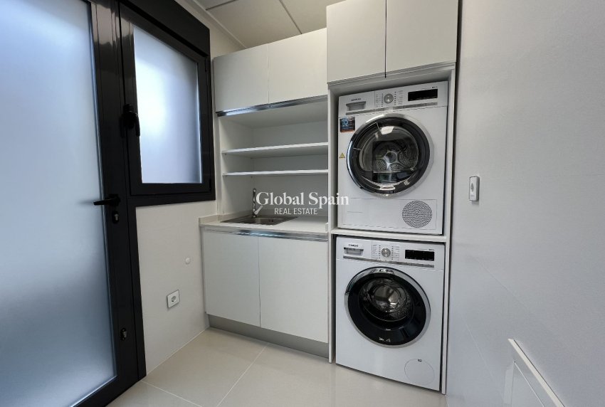 Wiederverkauf - Villa -
SAN MIGUEL DE SALINAS - Costa Blanca Sur