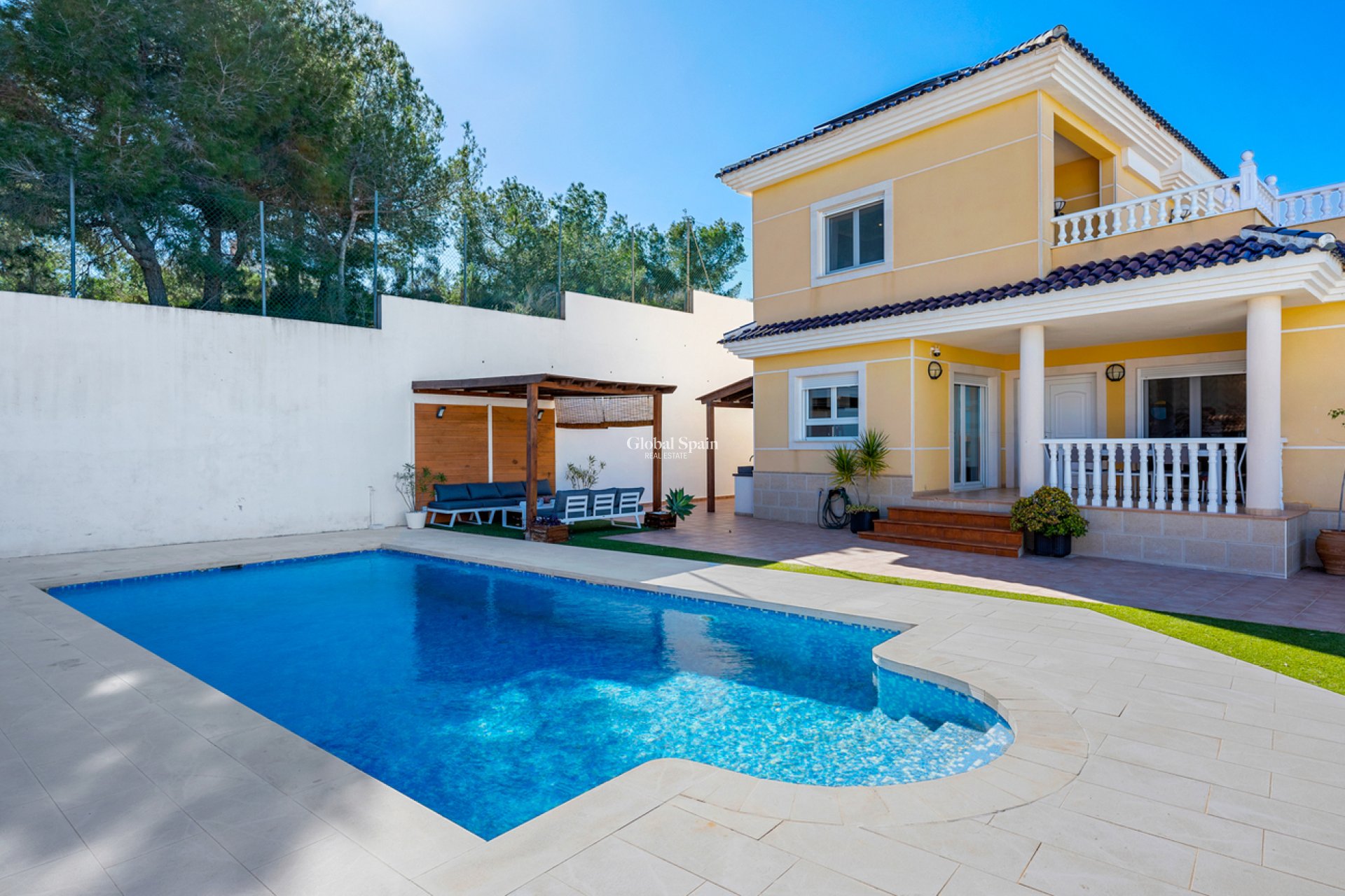 Wiederverkauf - VILLA -
SAN MIGUEL DE SALINAS - Costa Blanca