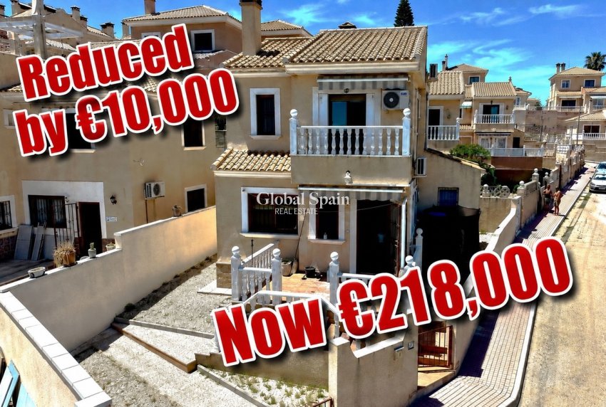 Wiederverkauf - VILLA -
SAN MIGUEL DE SALINAS - Costa Blanca