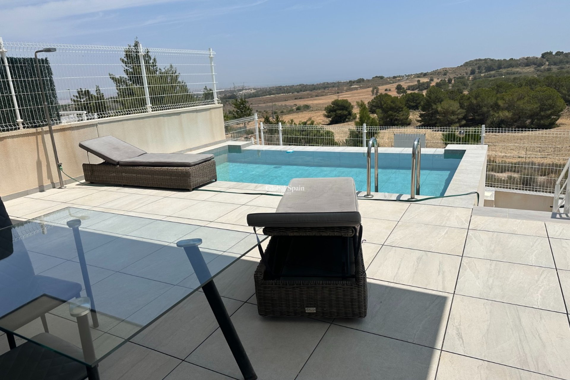 Wiederverkauf - VILLA -
SAN MIGUEL DE SALINAS - Inland