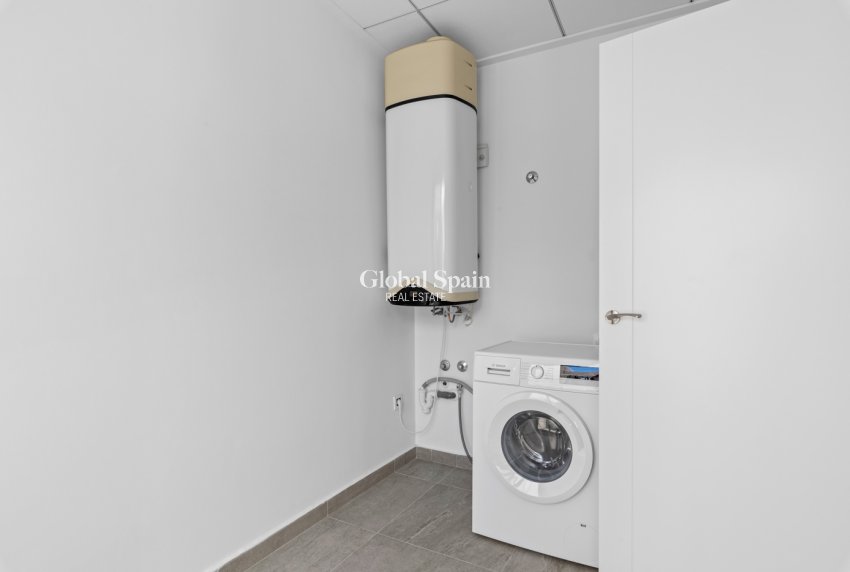 Wiederverkauf - VILLA -
SAN MIGUEL DE SALINAS - Inland