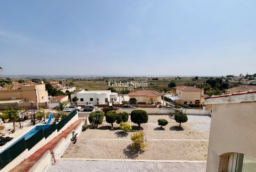 Wiederverkauf - VILLA -
SAN MIGUEL DE SALINAS - Inland