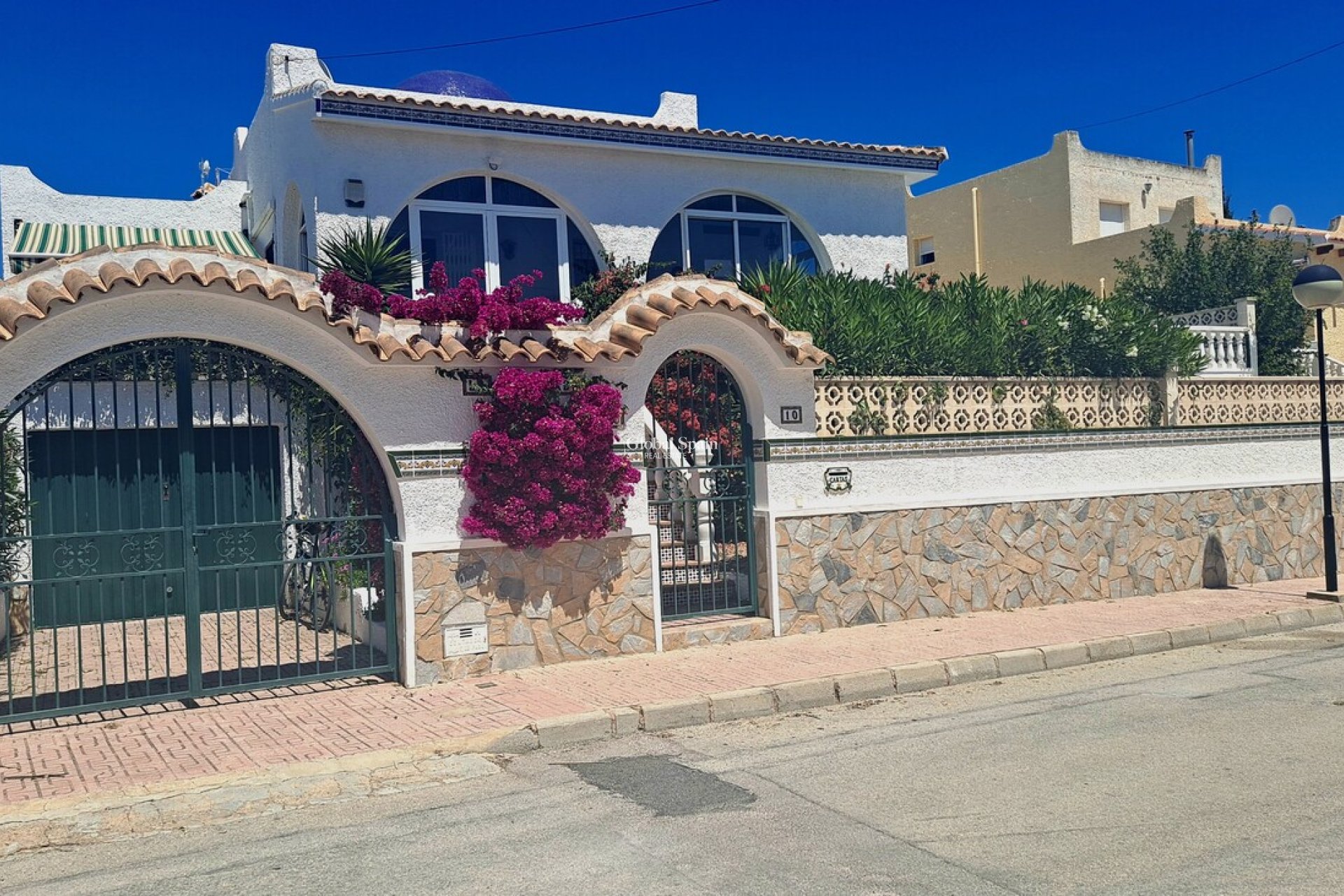 Wiederverkauf - VILLA -
SAN MIGUEL DE SALINAS - Inland