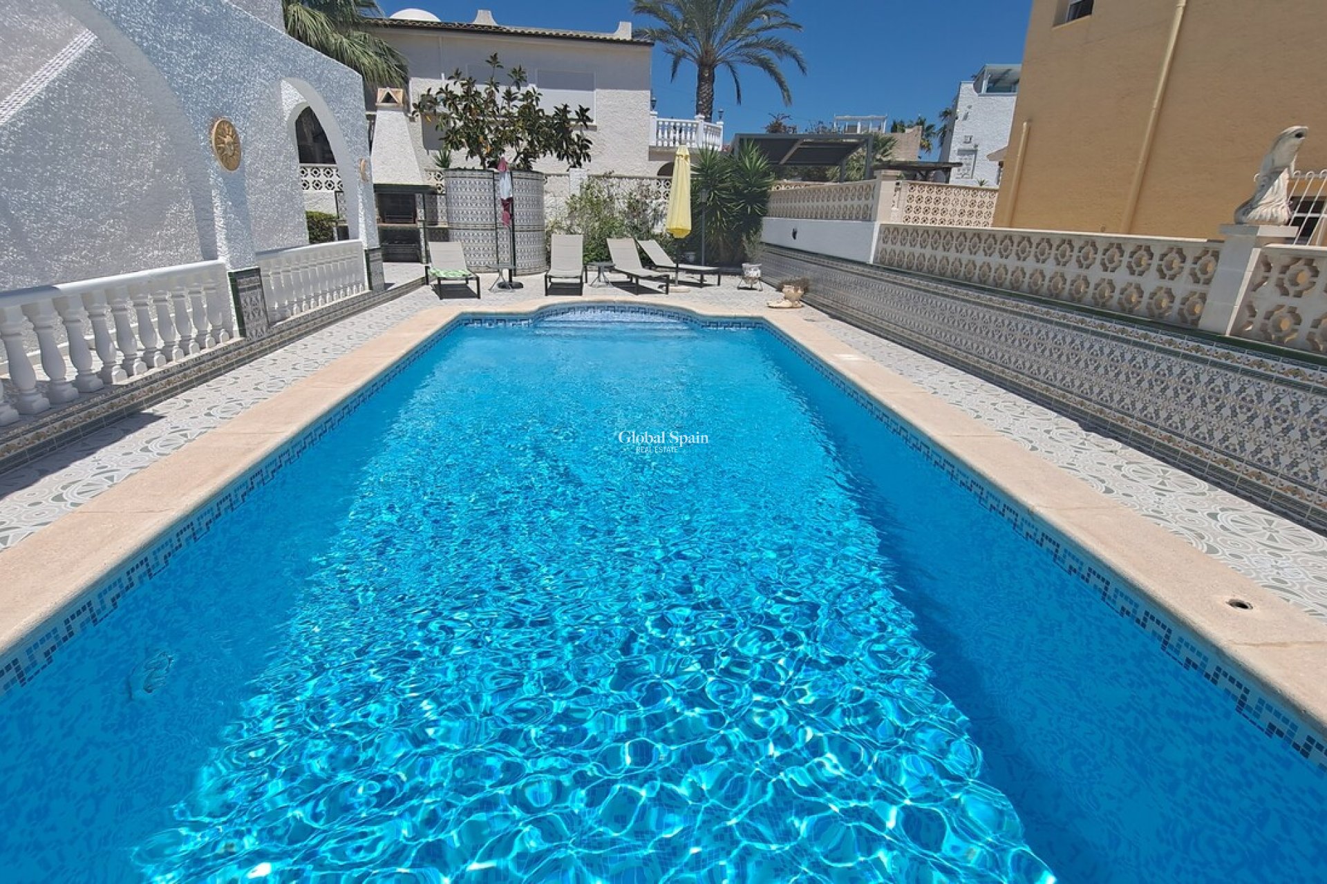 Wiederverkauf - VILLA -
SAN MIGUEL DE SALINAS - Inland