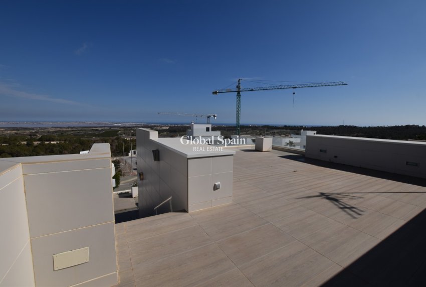 Wiederverkauf - VILLA -
SAN MIGUEL DE SALINAS - Inland