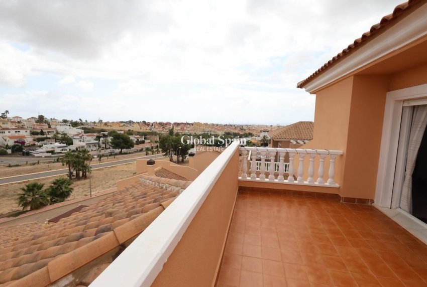 Wiederverkauf - VILLA -
SAN MIGUEL DE SALINAS - Inland