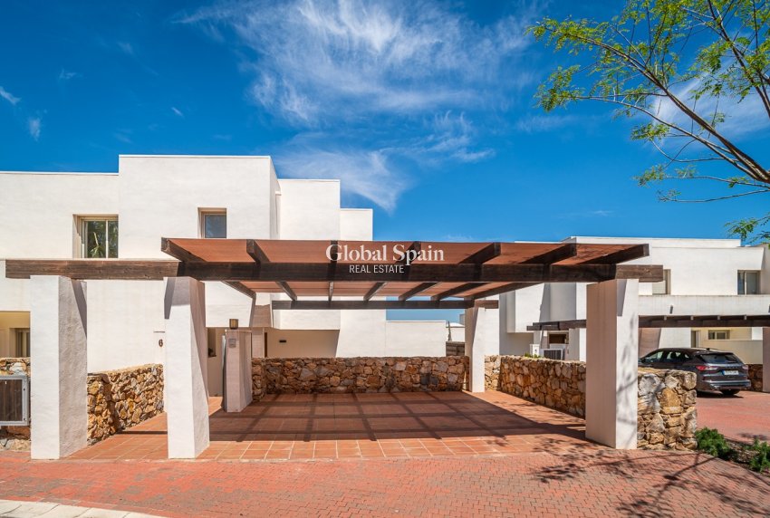 Wiederverkauf - Villa -
SAN MIGUEL DE SALINAS - LAS COLINAS GOLF RESORT