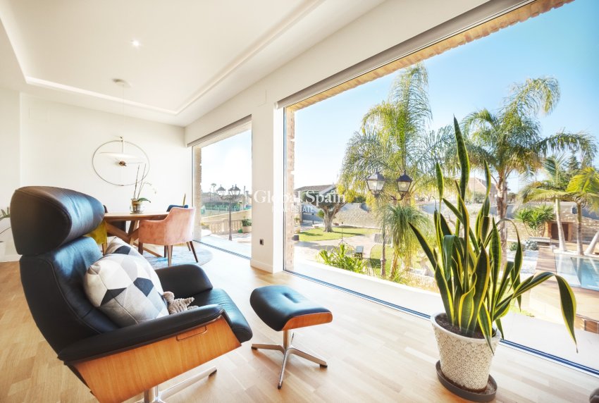 Wiederverkauf - VILLA -
SAN VICENTE DEL RASPEIG - Inland