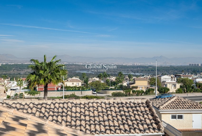 Wiederverkauf - VILLA -
SANTA POLA - Costa Blanca