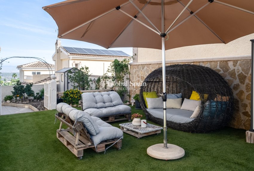 Wiederverkauf - VILLA -
SANTA POLA - Costa Blanca