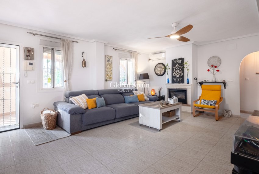 Wiederverkauf - VILLA -
SANTA POLA - Costa Blanca