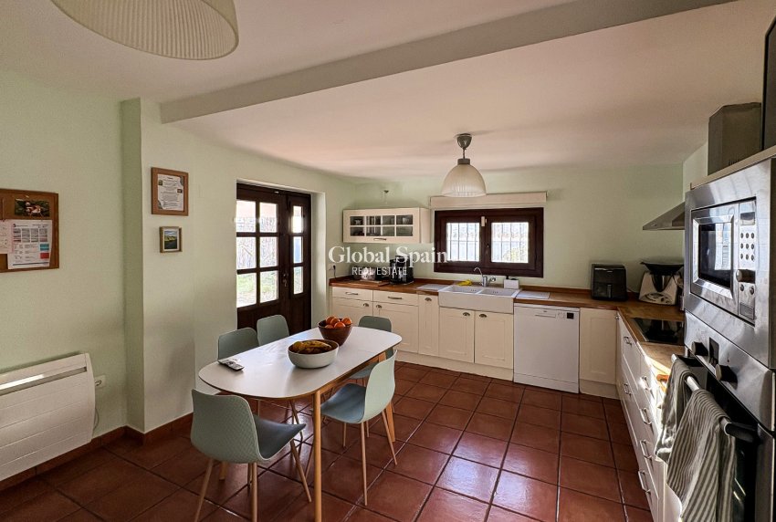 Wiederverkauf - VILLA -
SANTA POLA - El Poble Llevanti