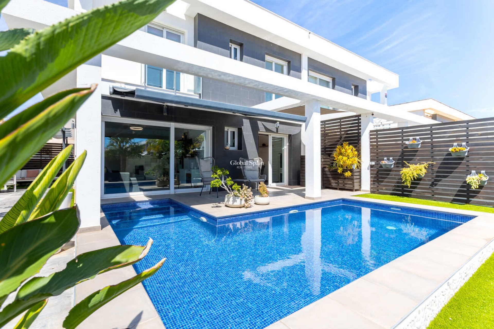 Wiederverkauf - VILLA -
SANTA POLA - GRAN ALACANT