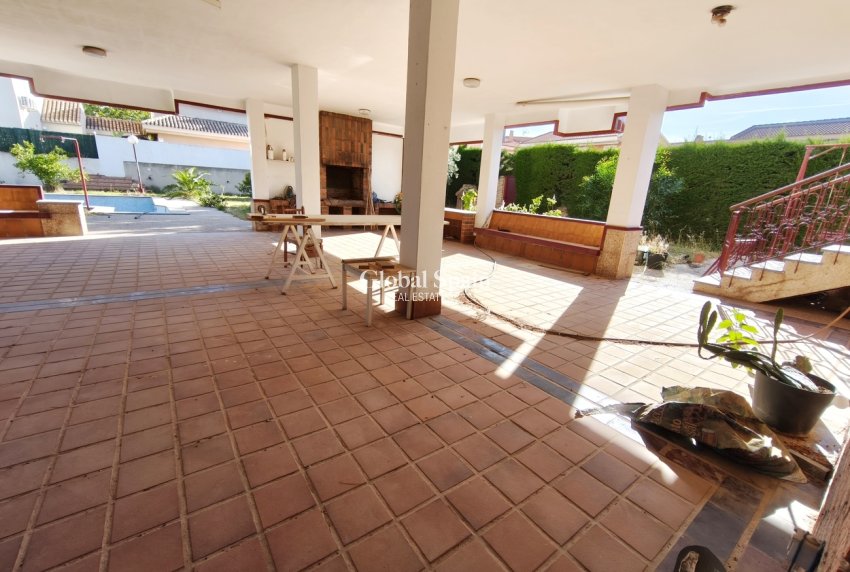 Wiederverkauf - VILLA -
SANTIAGO DE LA RIBERA - Costa Calida