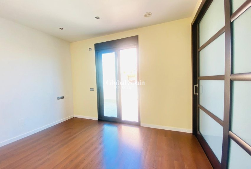 Wiederverkauf - VILLA -
SANTIAGO DE LA RIBERA - San Blas