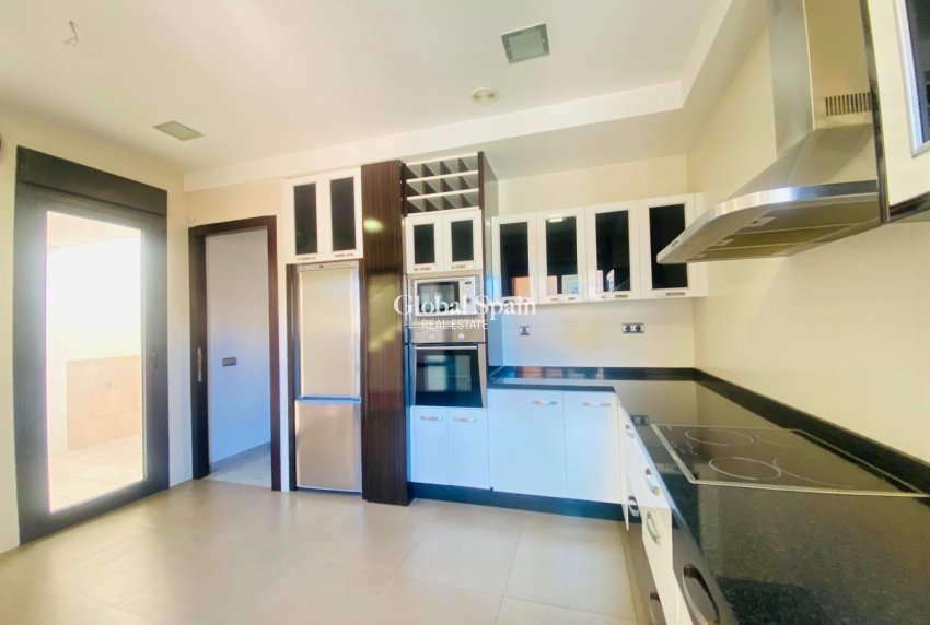 Wiederverkauf - VILLA -
SANTIAGO DE LA RIBERA - San Blas