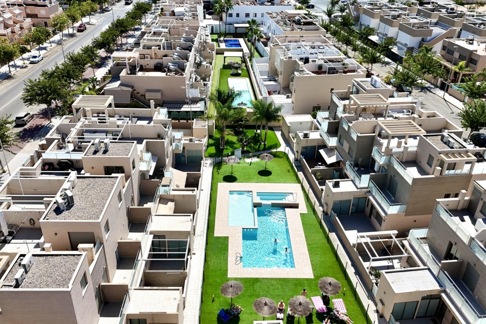 Wiederverkauf - VILLA -
TORRE DE LA HORADADA - Costa Blanca