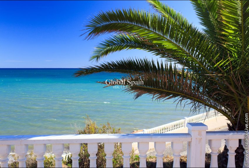 Wiederverkauf - VILLA -
TORRE DE LA HORADADA - Costa Blanca