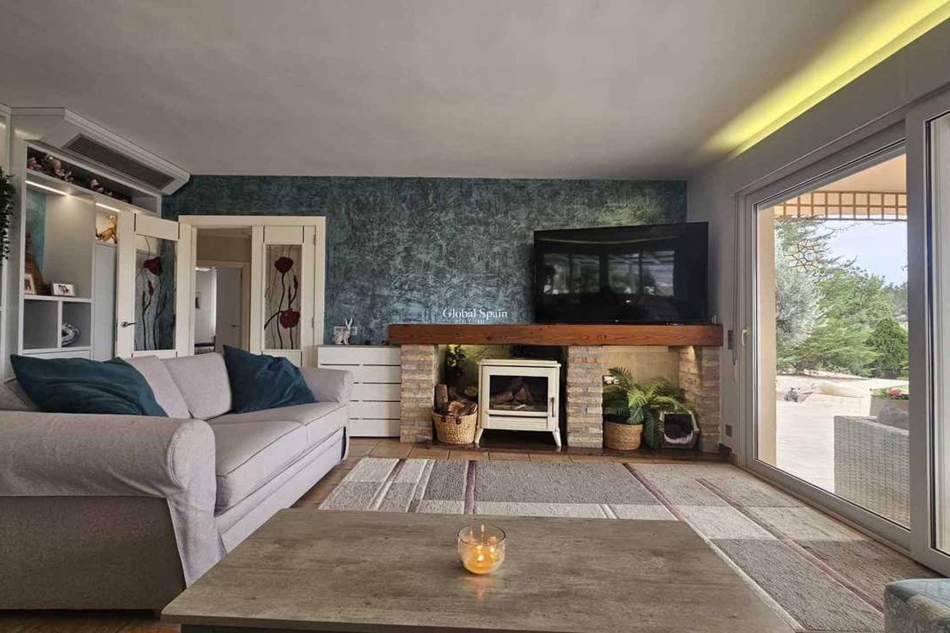 Wiederverkauf - VILLA -
TORREMENDO - Costa Blanca