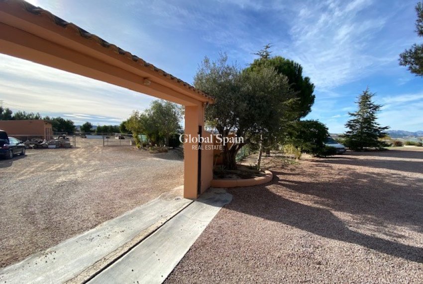 Wiederverkauf - Villa -
TORREMENDO - Torremendo