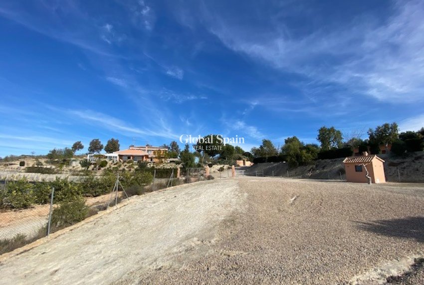 Wiederverkauf - Villa -
TORREMENDO - Torremendo