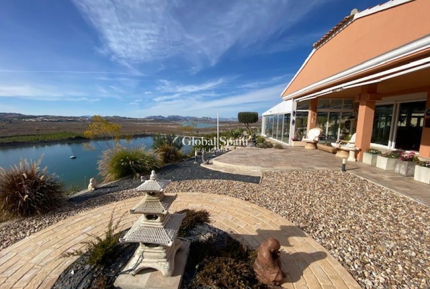 Wiederverkauf - Villa -
TORREMENDO - Torremendo