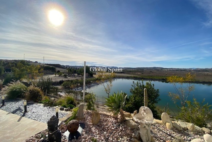 Wiederverkauf - Villa -
TORREMENDO - Torremendo