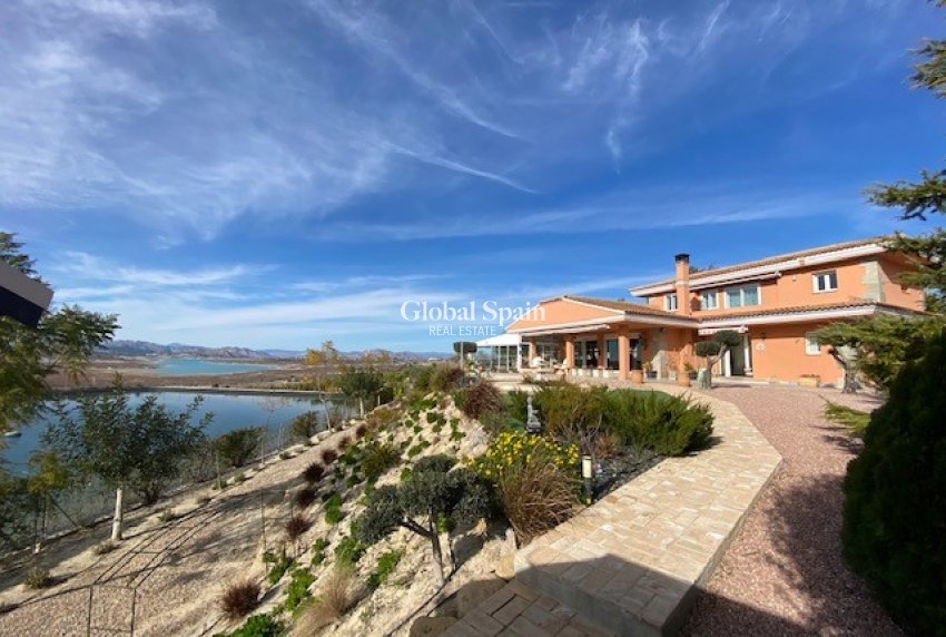 Wiederverkauf - Villa -
TORREMENDO - Torremendo