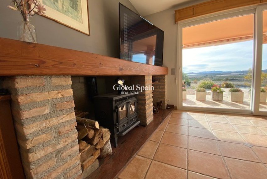 Wiederverkauf - Villa -
TORREMENDO - Torremendo