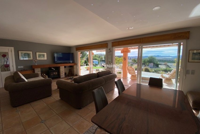 Wiederverkauf - Villa -
TORREMENDO - Torremendo