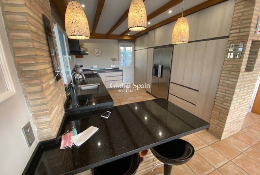 Wiederverkauf - Villa -
TORREMENDO - Torremendo