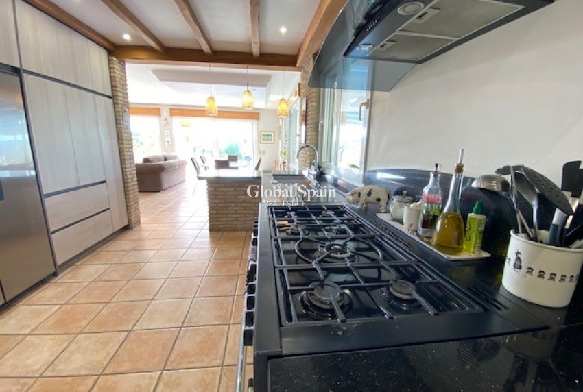 Wiederverkauf - Villa -
TORREMENDO - Torremendo