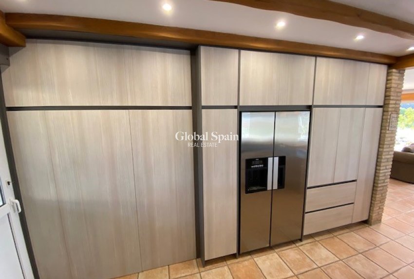 Wiederverkauf - Villa -
TORREMENDO - Torremendo