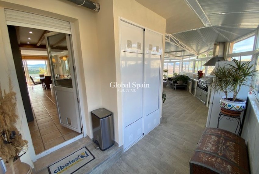 Wiederverkauf - Villa -
TORREMENDO - Torremendo