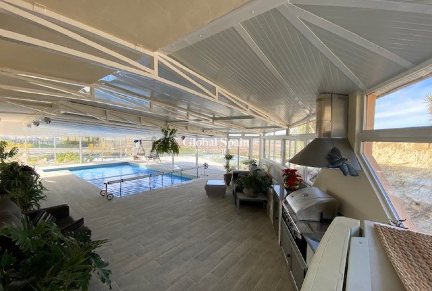 Wiederverkauf - Villa -
TORREMENDO - Torremendo