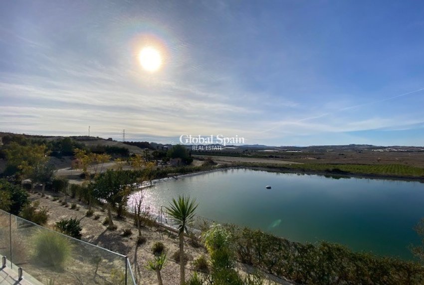 Wiederverkauf - Villa -
TORREMENDO - Torremendo