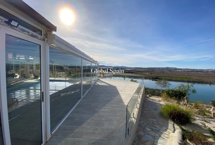 Wiederverkauf - Villa -
TORREMENDO - Torremendo