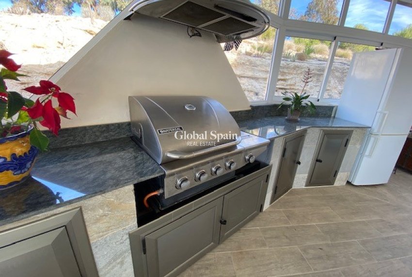 Wiederverkauf - Villa -
TORREMENDO - Torremendo