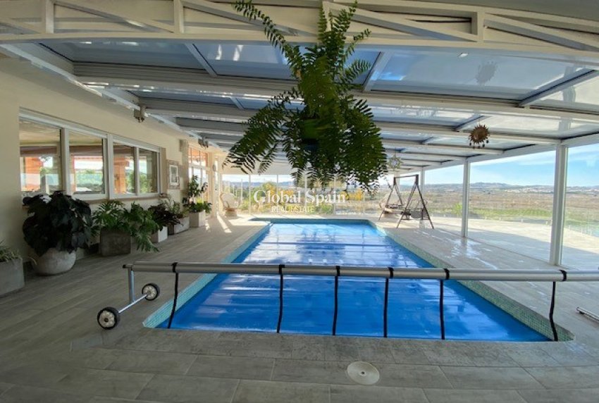 Wiederverkauf - Villa -
TORREMENDO - Torremendo