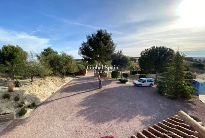 Wiederverkauf - Villa -
TORREMENDO - Torremendo